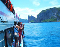 PP Khai Island Luxury Boat by JC Tour