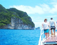 PP Khai Island Luxury Boat by JC Tour