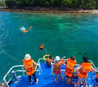 PP Khai Island Luxury Boat by JC Tour